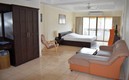 4-2 Suite J Bild-01.JPG